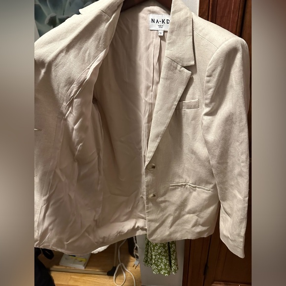 NA-KD oversized tailored blazer in beige size 2 - Picture 8 of 9